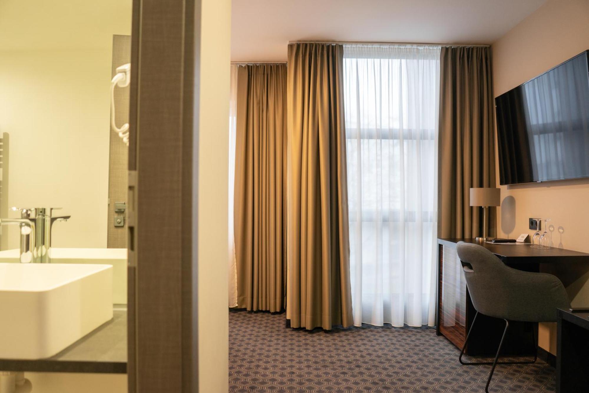 Remstal Hotel Weinstadt Bagian luar foto